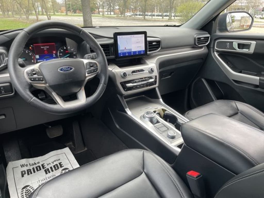 Used 2024 Ford Explorer XLT SUV