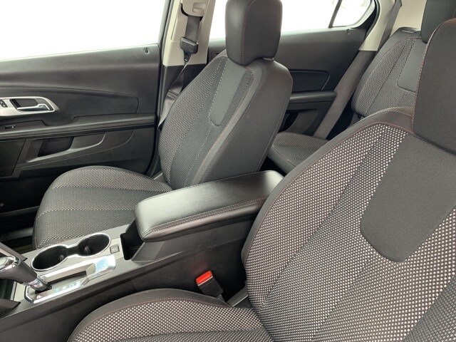 2017 CHEVROLET EQUINOX - Image 21