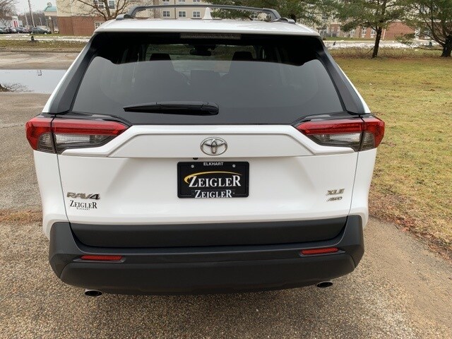2020 TOYOTA RAV4 - Image 19