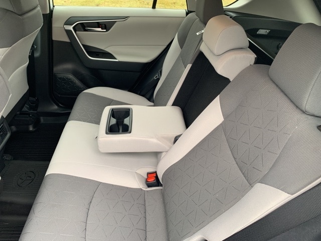 2020 TOYOTA RAV4 - Image 17