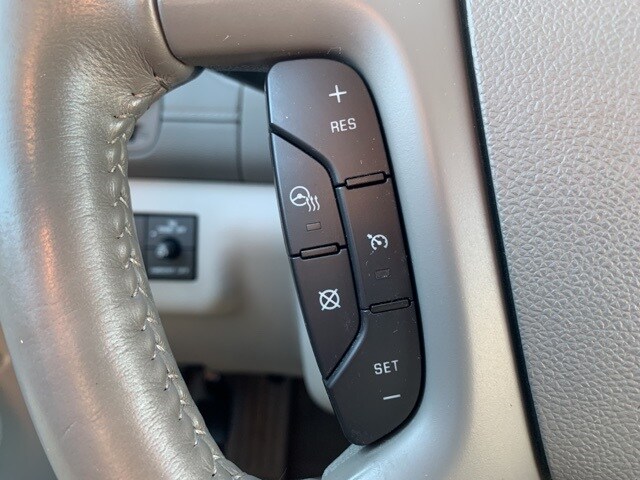 2017 Buick Enclave Leather photo 3