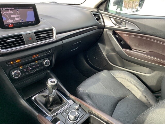 2018 MAZDA MAZDA3 - Image 12