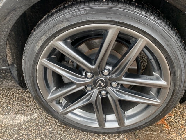 2018 LEXUS IS - Image 25