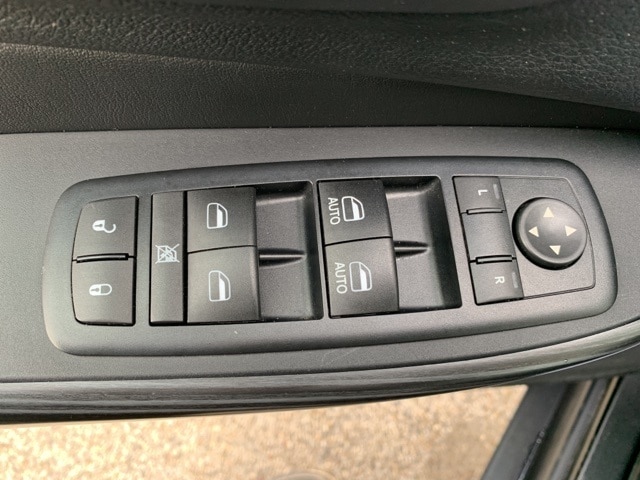 2016 JEEP CHEROKEE - Image 20