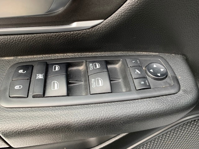 2019 RAM 1500 - Image 16