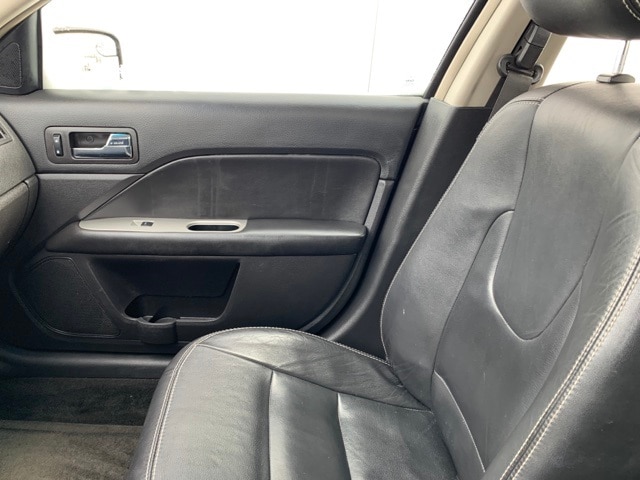 2011 FORD FUSION - Image 10