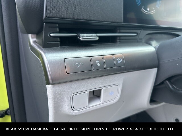 2024 HYUNDAI KONA - Image 20