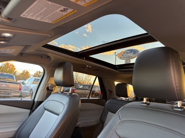 2022 FORD EXPLORER - Image 4