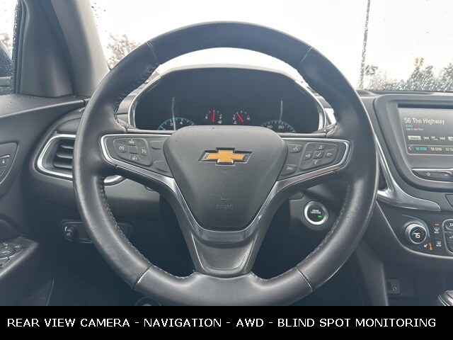 2018 Chevrolet Equinox LT photo 3