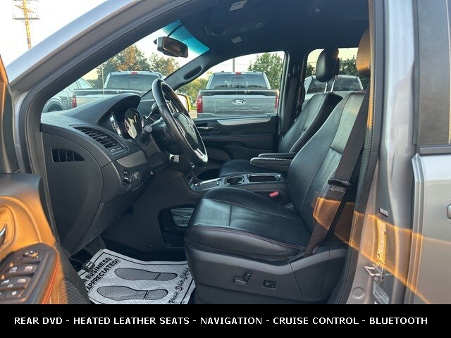 2017 Dodge Grand Caravan GT photo 2