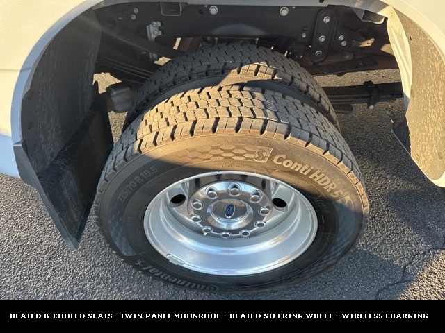 2025 FORD F-450 - Image 43
