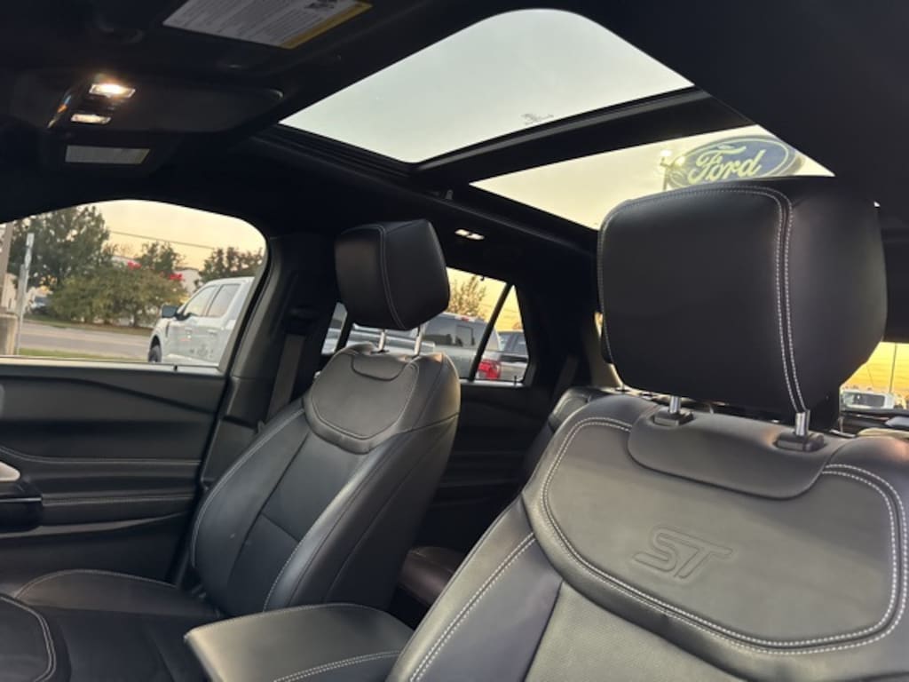 Used 2023 Ford Explorer ST SUV