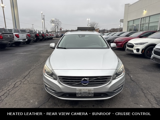 2016 VOLVO V60 - Image 6