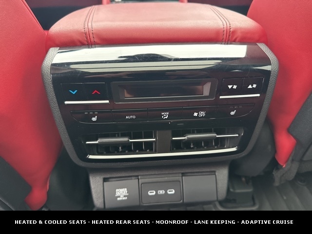 2025 ACURA MDX - Image 17