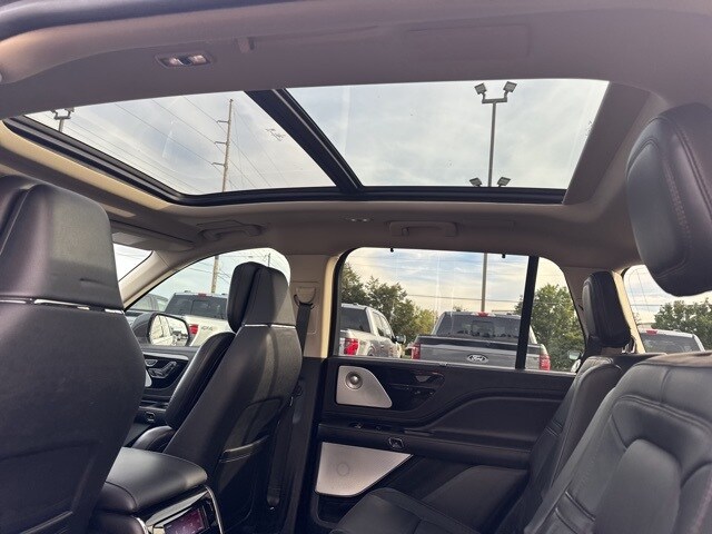 2021 Lincoln Aviator Reserve photo 4