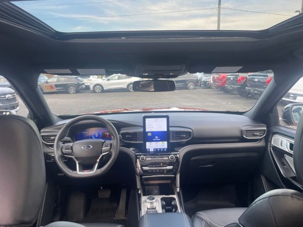 Used 2023 Ford Explorer ST SUV