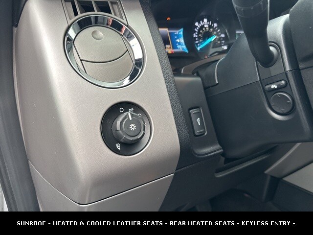 2017 FORD EXPEDITION EL - Image 25