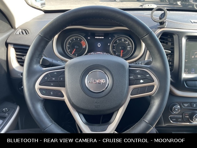 2017 JEEP CHEROKEE - Image 3