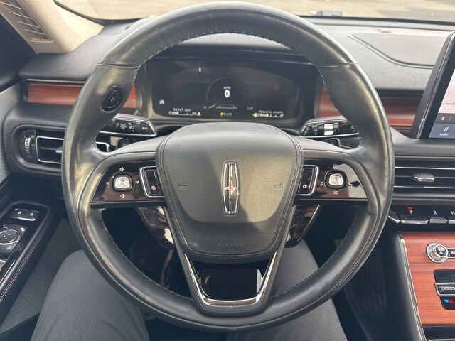 2021 Lincoln Aviator Reserve photo 2