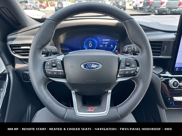 2024 Ford Explorer ST photo 2