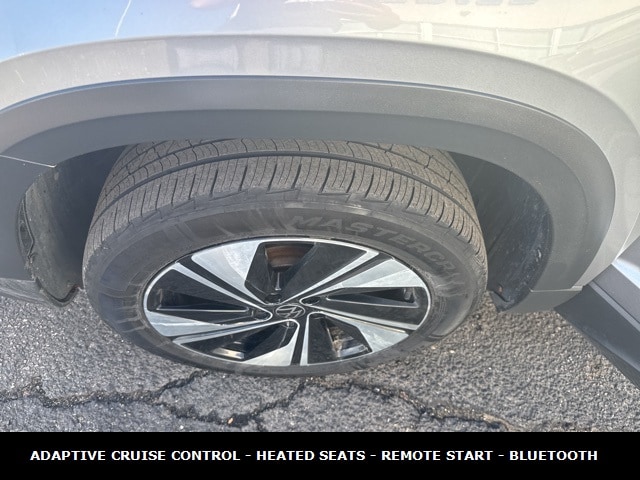 2023 VOLKSWAGEN TAOS - Image 32