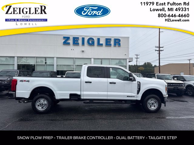 New 2026 Ford F-350 XL Truck Crew Cab
