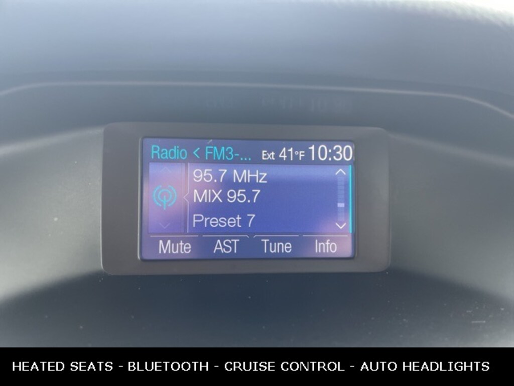 Used 2014 Ford Focus SE Sedan