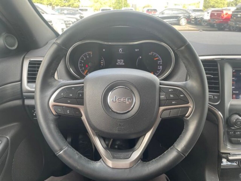 Used 2019 Jeep Grand Cherokee Laredo E SUV