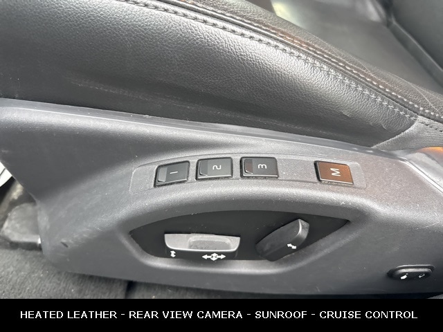 2016 VOLVO V60 - Image 20