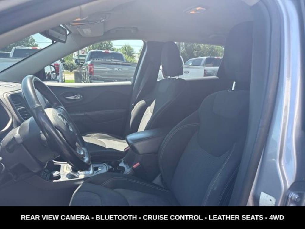 Used 2015 Jeep Cherokee Latitude SUV