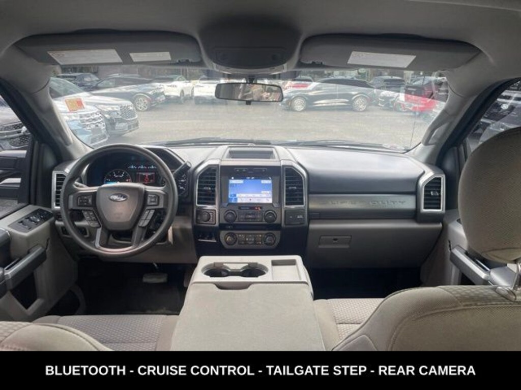Used 2017 Ford F-250 XLT Truck Crew Cab