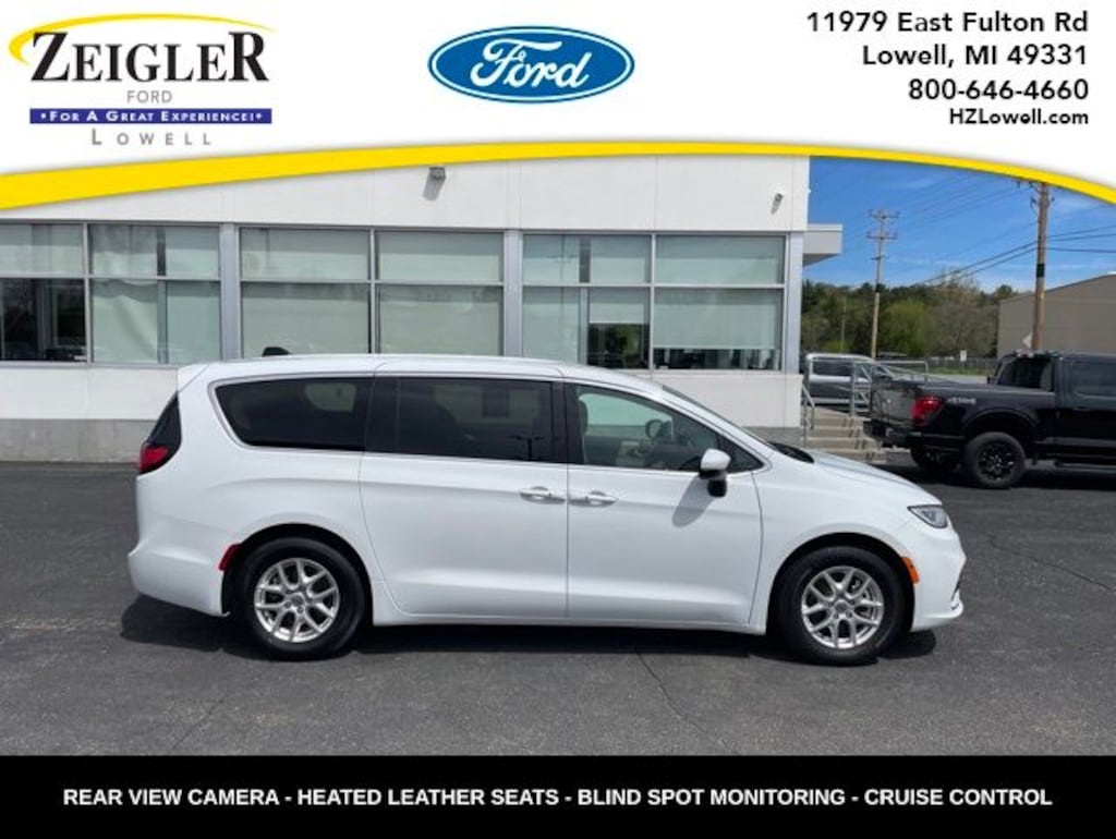 Used 2023 Chrysler Pacifica Touring L Van Passenger Van