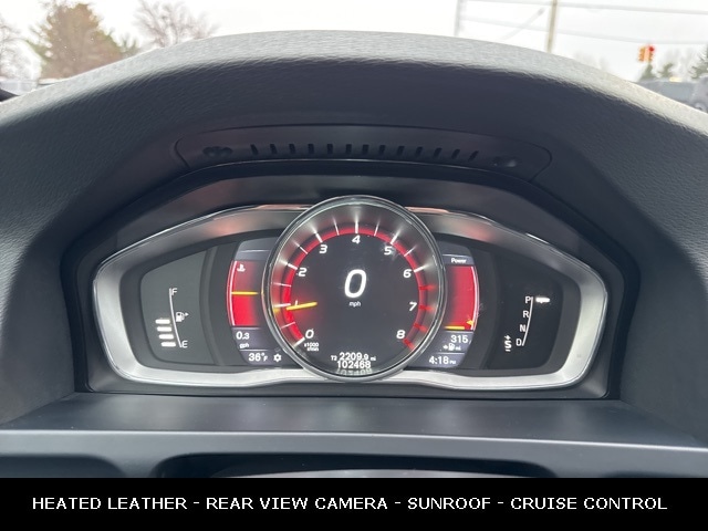 2016 VOLVO V60 - Image 28