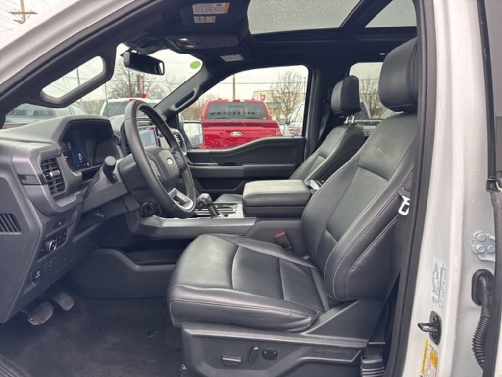 Used 2025 Ford F-150 XLT Truck SuperCrew Cab