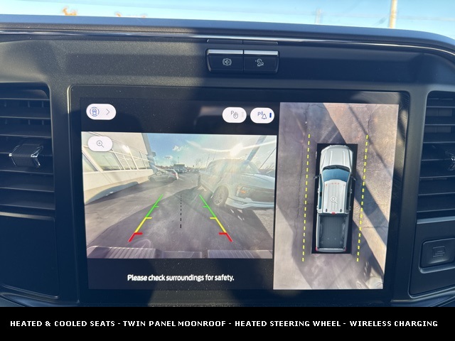 2025 FORD F-450 - Image 32