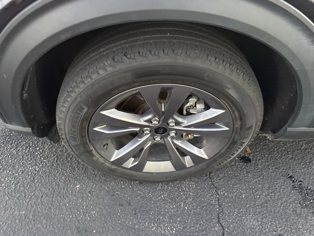 2023 FORD EXPLORER - Image 33