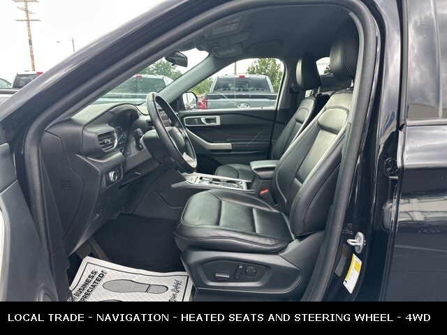 2023 Ford Explorer XLT photo 2