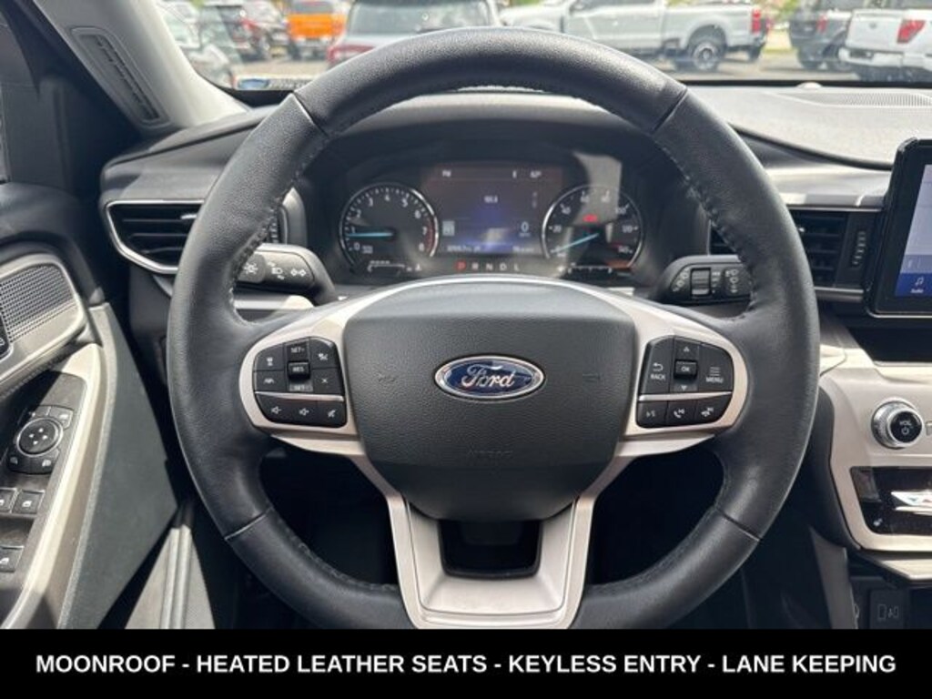 Used 2024 Ford Explorer XLT SUV