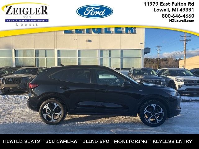 2023 FORD ESCAPE - Image 1