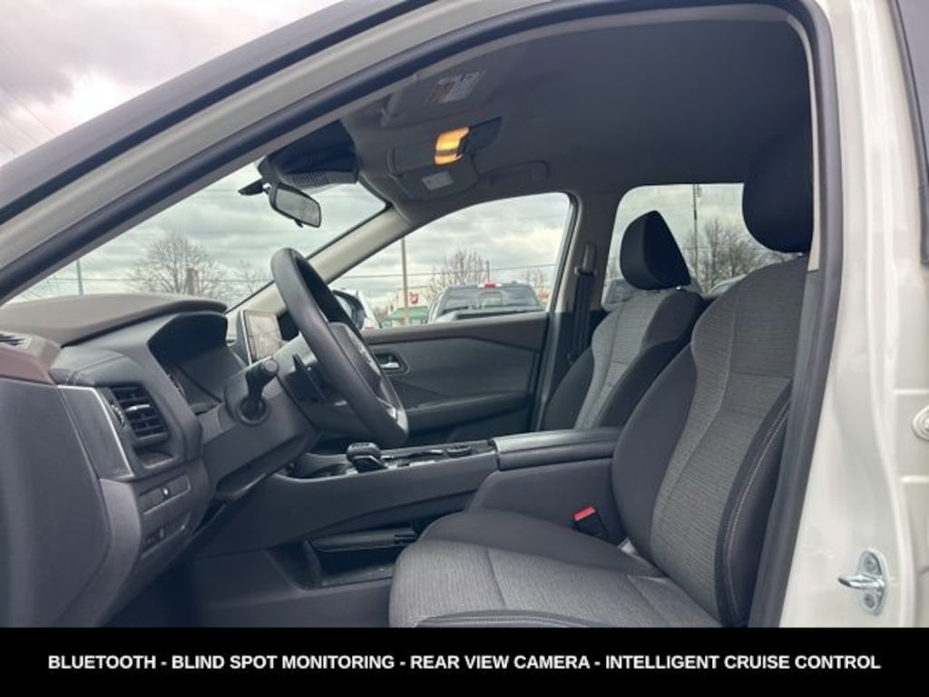 Used 2023 Nissan Rogue SV SUV