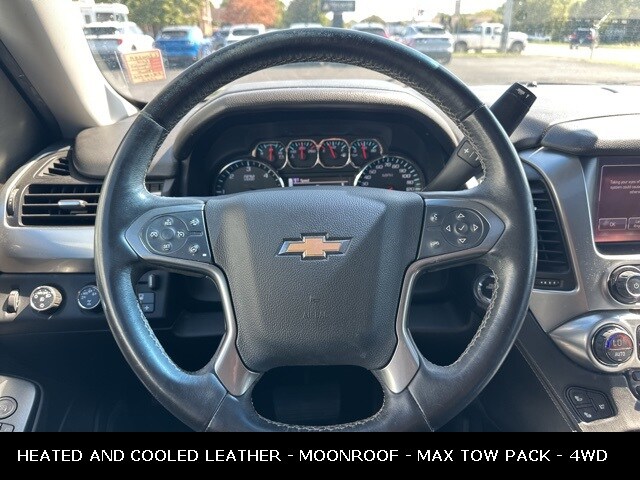 2015 Chevrolet Suburban 1500 LTZ photo 3