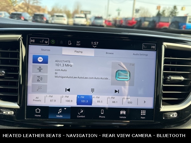 2023 CHRYSLER PACIFICA - Image 24