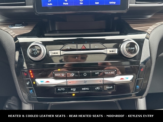 2023 FORD EXPLORER - Image 32