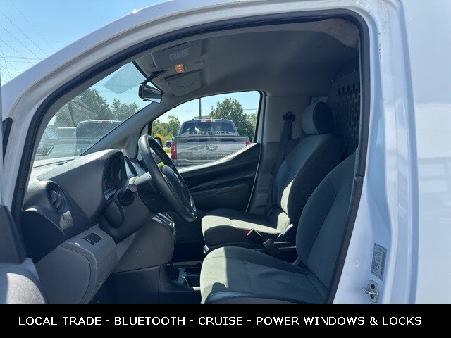 2021 Nissan NV200 S photo 2