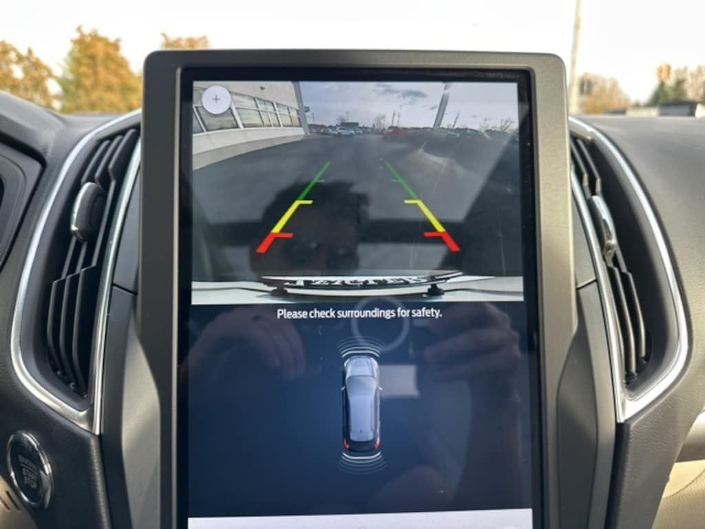 Used 2023 Ford Edge Titanium SUV