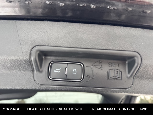 2024 FORD EXPLORER - Image 15