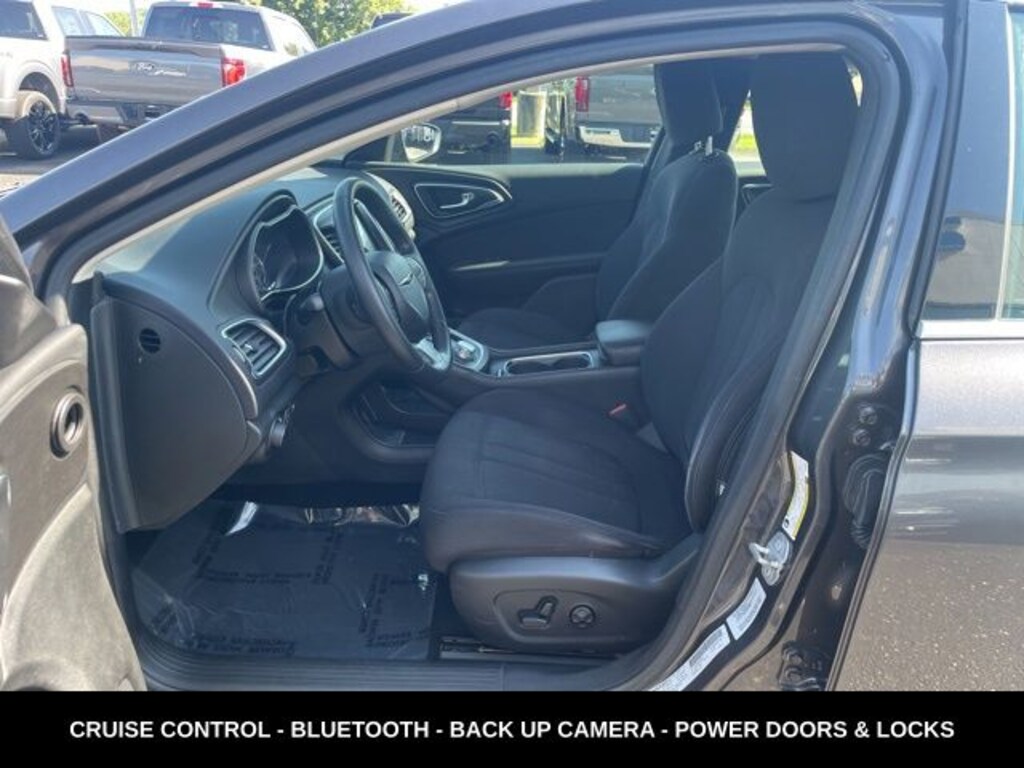 Used 2015 Chrysler 200 Limited Sedan