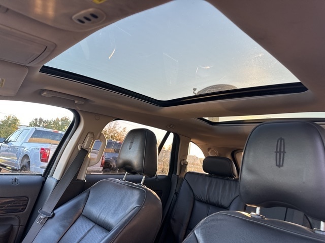 2010 LINCOLN MKX - Image 4