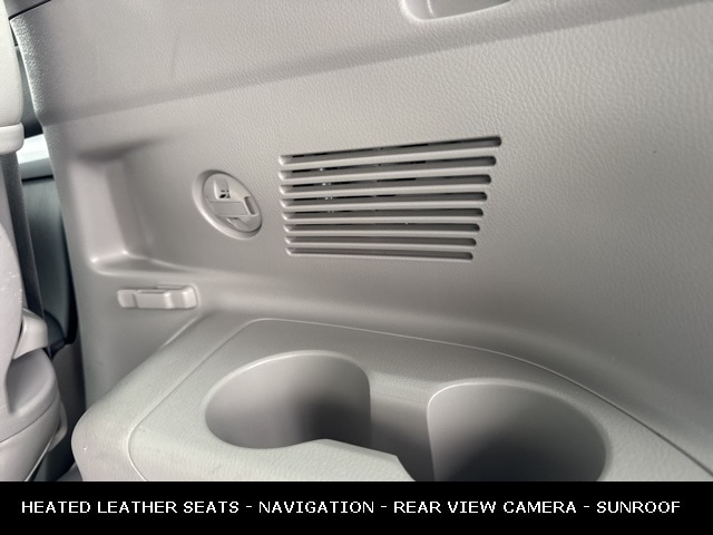 2015 TOYOTA HIGHLANDER - Image 16