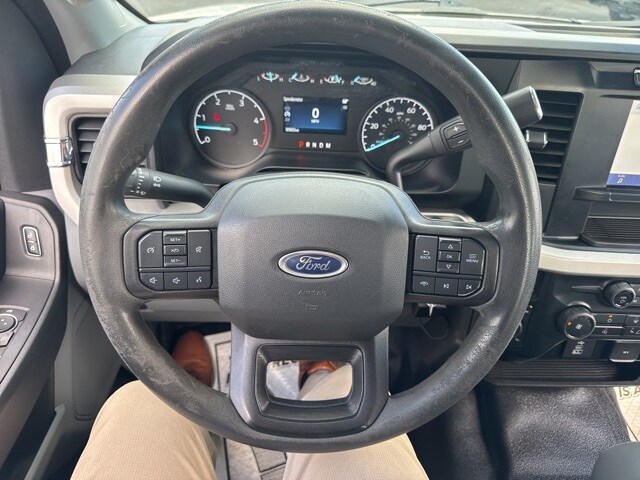 2023 Ford F-250 XL photo 2